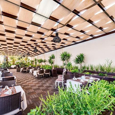 Vuni Palace Premium Hotel & Spa & Casino Beachfront Location ! Girne Buitenkant foto
