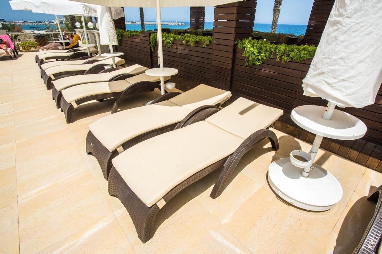 Vuni Palace Premium Hotel & Spa & Casino Beachfront Location ! Girne Buitenkant foto