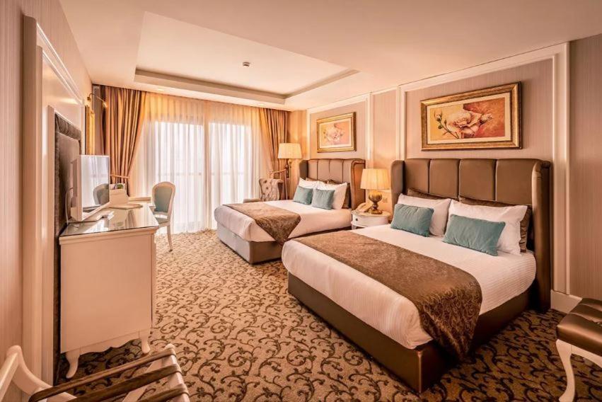 Vuni Palace Premium Hotel & Spa & Casino Beachfront Location ! Girne Buitenkant foto
