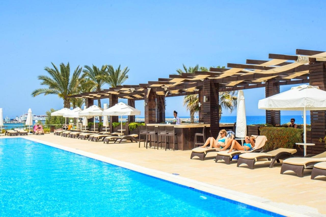 Vuni Palace Premium Hotel & Spa & Casino Beachfront Location ! Girne Buitenkant foto