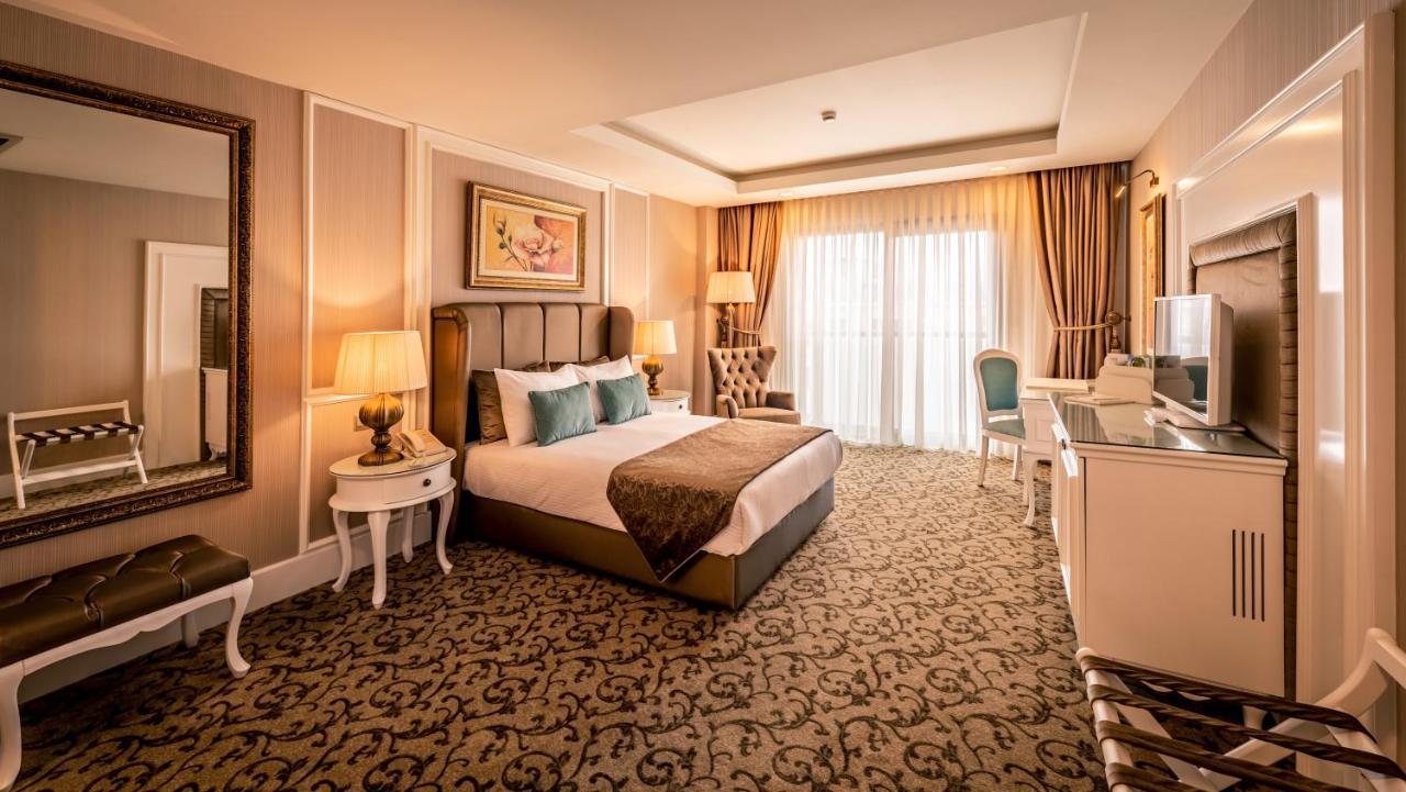 Vuni Palace Premium Hotel & Spa & Casino Beachfront Location ! Girne Buitenkant foto