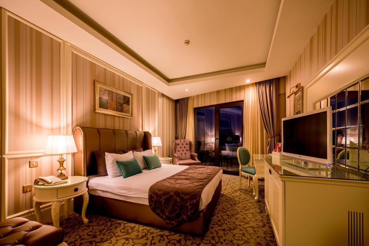 Vuni Palace Premium Hotel & Spa & Casino Beachfront Location ! Girne Buitenkant foto